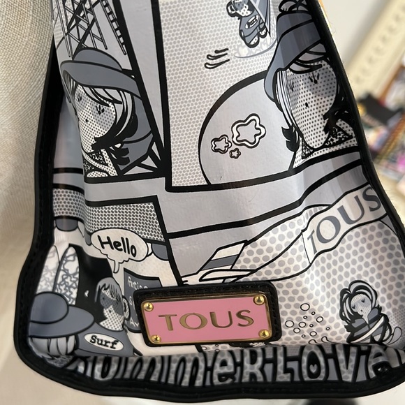 Never used and no longer available this zip top bag is unusual and amusing. - Picture 3 of 6